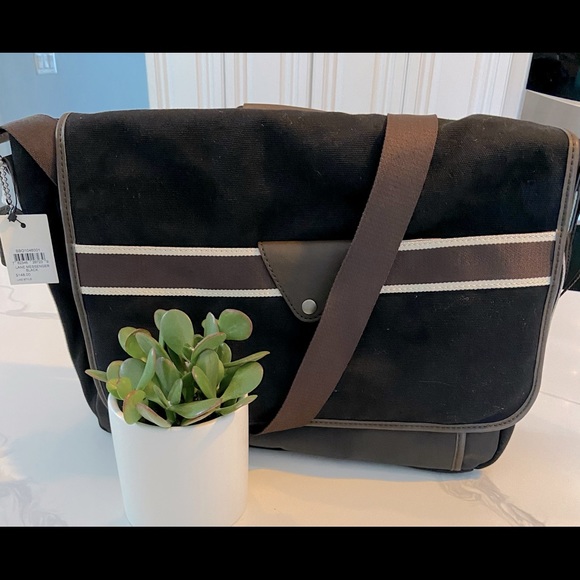 Fossil Handbags - Fossil Lane Laptop Bag 🌟NEW WITH TAGS🌟(unisex!)